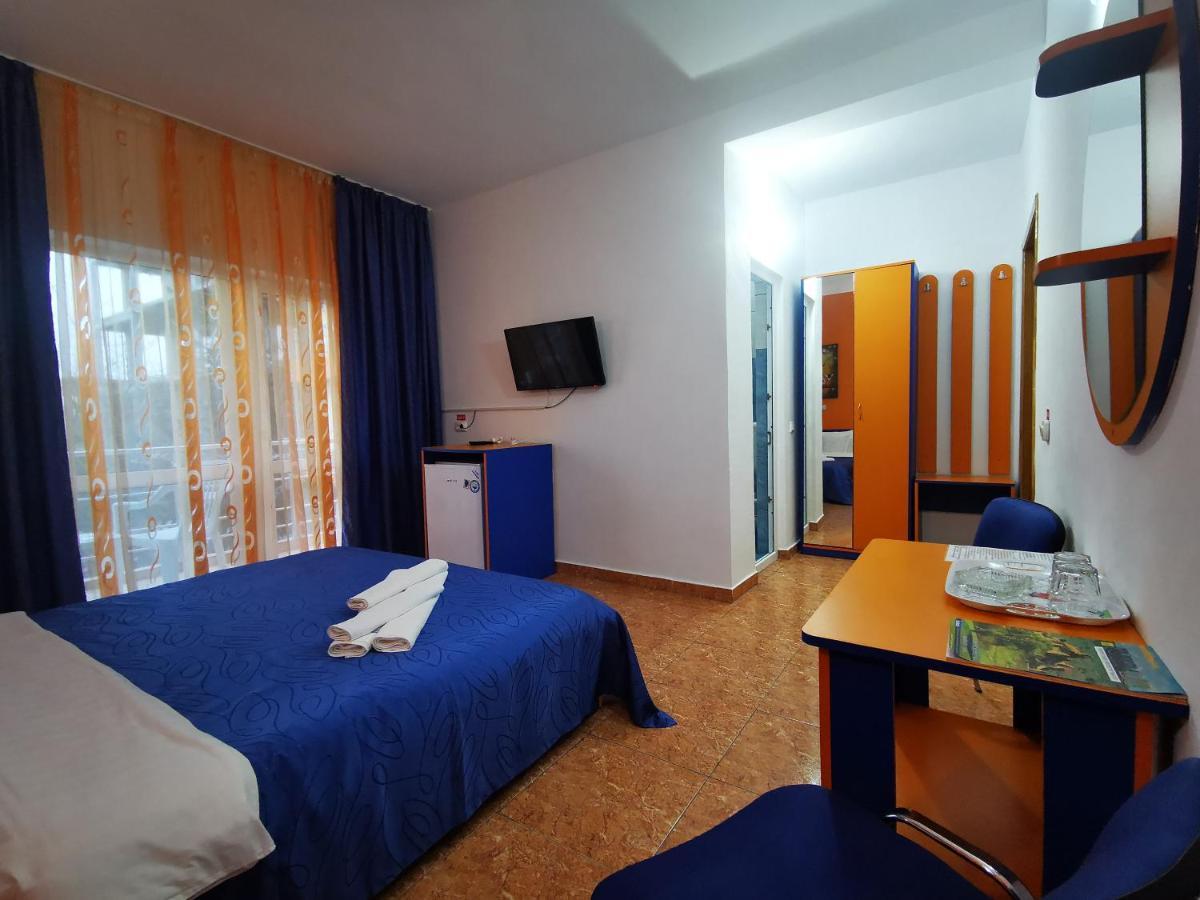 Vila Oranj Hotel Costinesti Ngoại thất bức ảnh