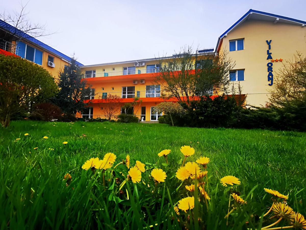 Vila Oranj Hotel Costinesti Ngoại thất bức ảnh